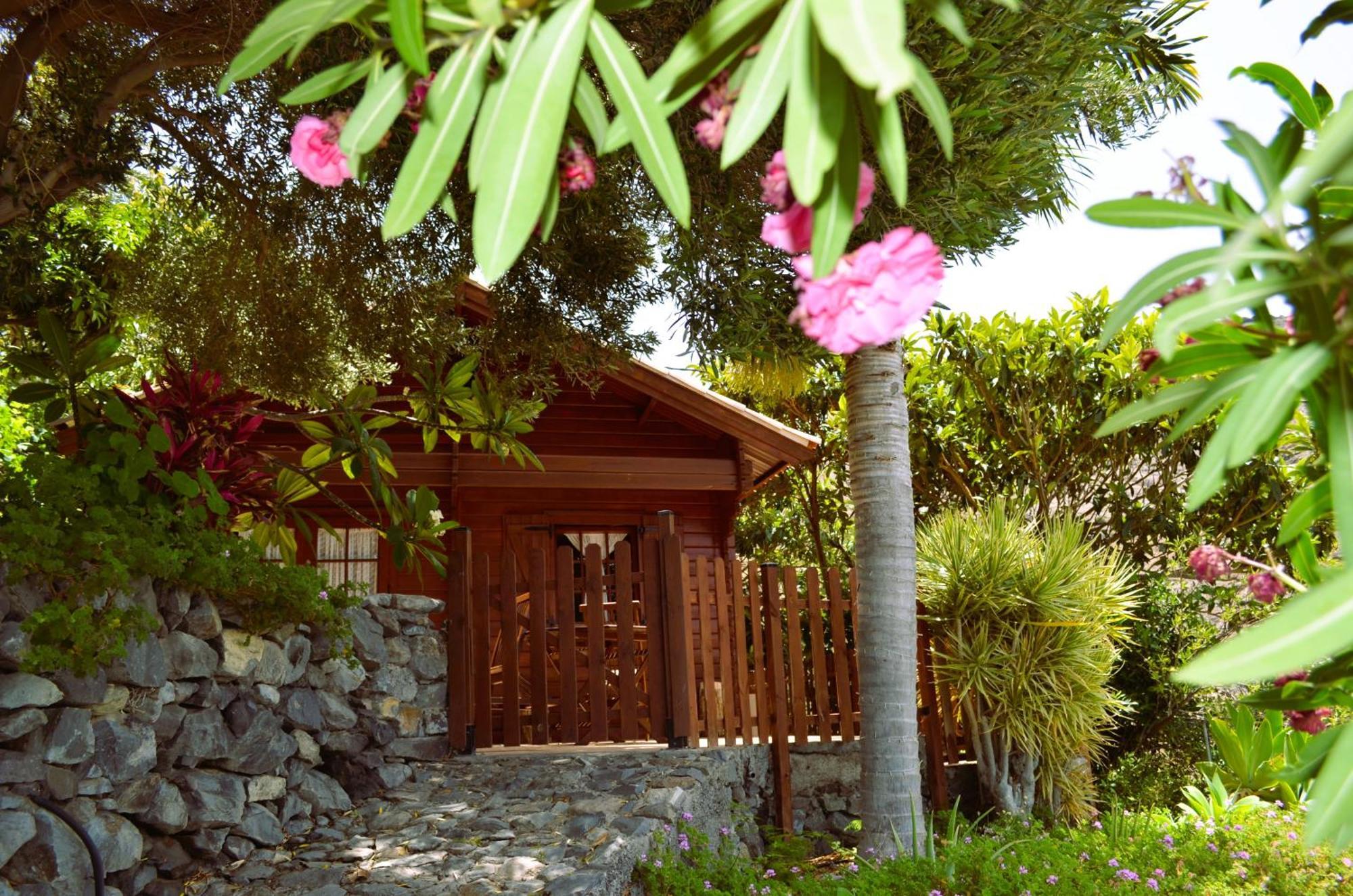 Cabana Los Palmeros, Vista Al Mar Y La Montana Alojera Exterior photo